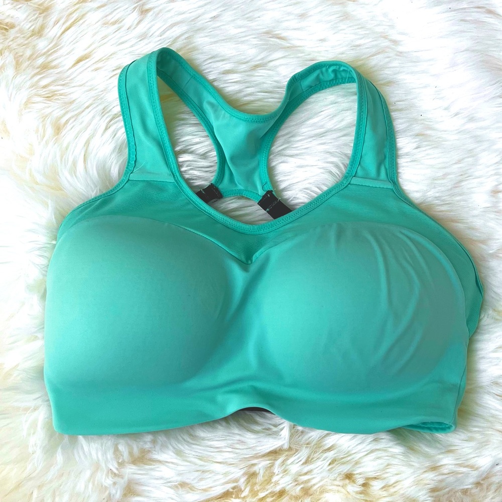 Nike Alpha Dri-Fit Sports Bra Size Small D-E
